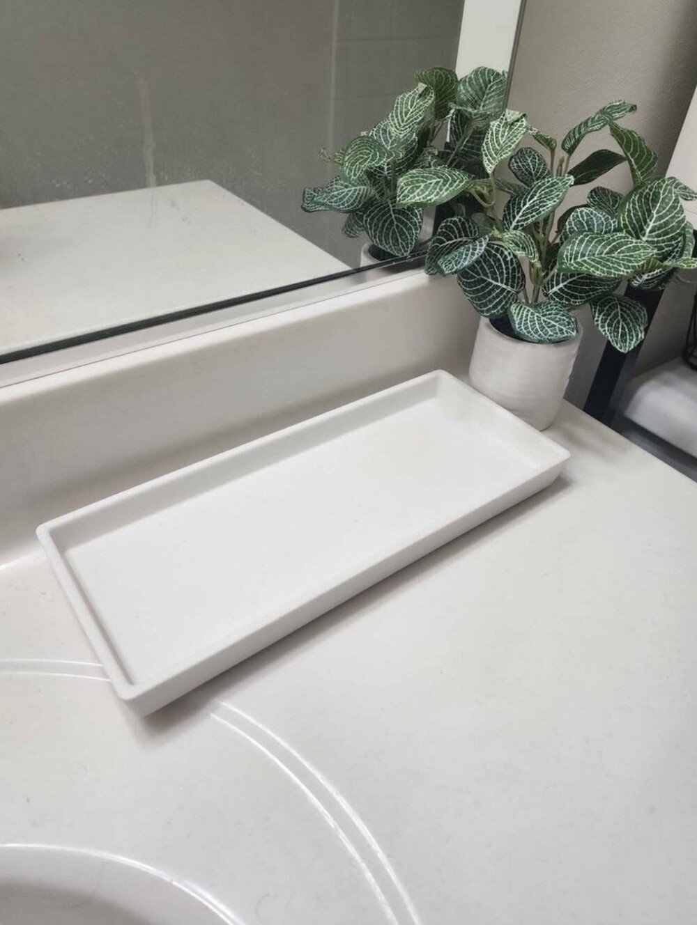 White Ceramic Vanity Tray for Bathroom